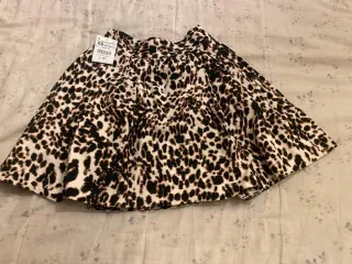 Falda Zara Animal Print Talla XS