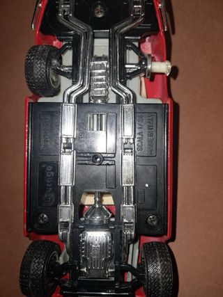 Burago Coches a Escala 1/24 y 1/1 Piezas