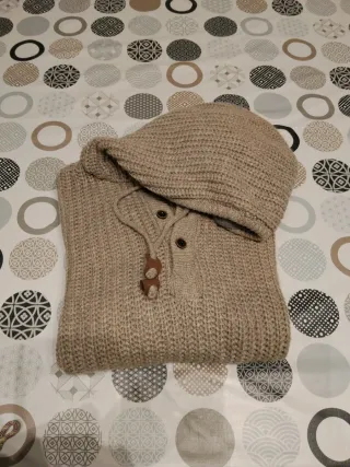 Jersey de punto con capucha Talla M