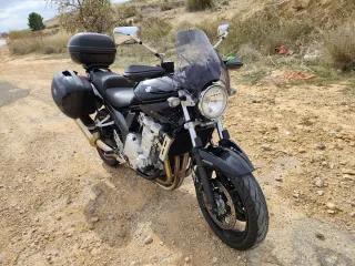 Suzuki Bandit 650 ABS Negra