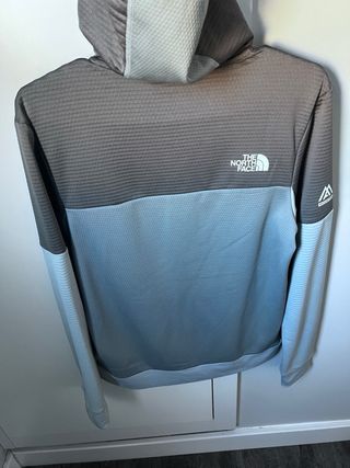 Sudadera The North Face. Nueva.
