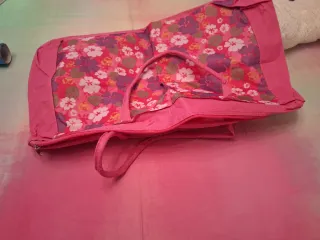 Bolsa de playa floral rosa