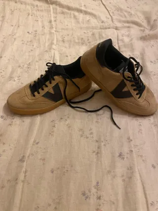 Zapatillas Victoria Marrones Talla 42