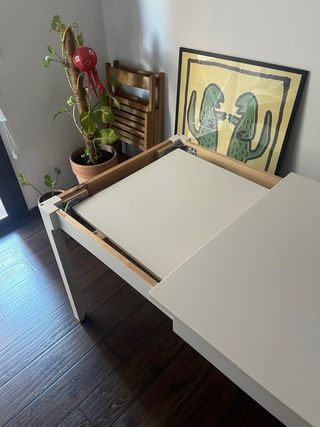 URGE. Mesa extensible madera blanca