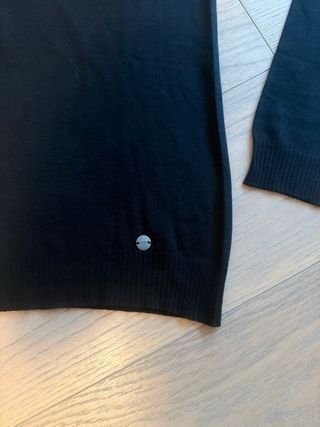 Maglia Liu Jo monospalla con borchiette