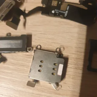 Placa base y batería iPhone 12