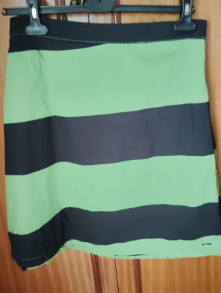 Falda Skunkfunk rayas verde y negro