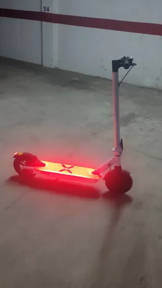 Patinete eléctrico blanco hover-1