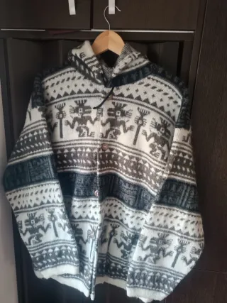 Abrigo de punto lana cruda Ecuador