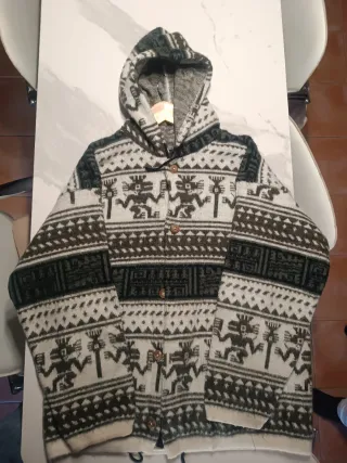 Abrigo de punto lana cruda Ecuador