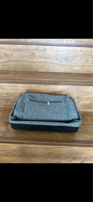 Bolsa de transporte plegable con ruedas nueva.