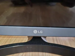 TV LG Rota para Piezas