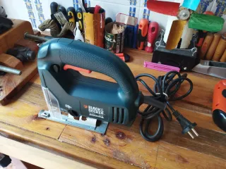 Sierra de calar Black & Decker KS631