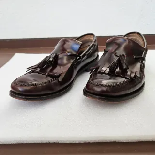 Zapatos Castellanos burdeos