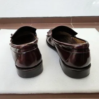 Zapatos Castellanos burdeos