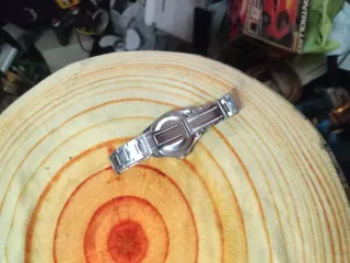 Reloj automático plateado