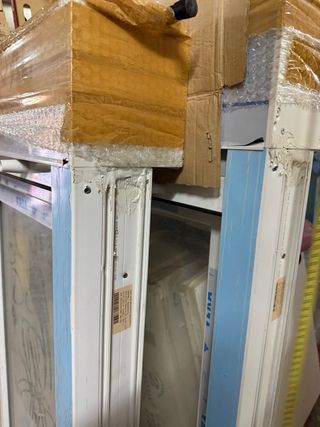 Ventana PVC Doble Hoja Oscilobatiente Blanca