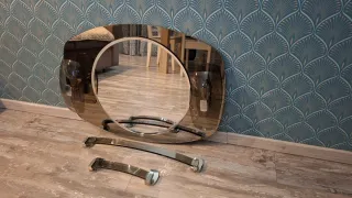 Specchio bagno vintage con accessori