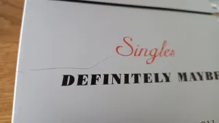 Caja Singles Definitely Maybe Oasis