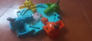 Juego de mesa tragabolas