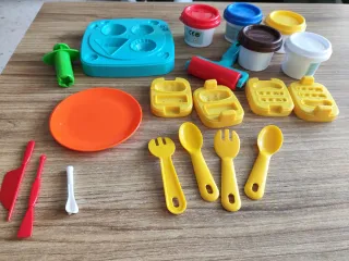 Lote moldes plastilina y accesorios