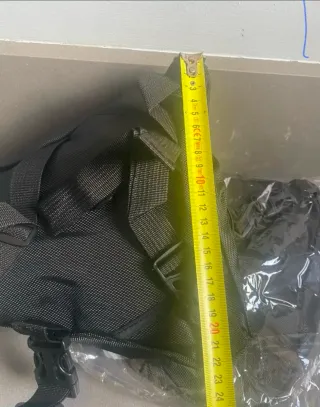 Pernera táctica y 1 llavero a elegir