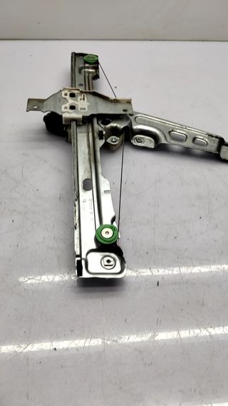 ELEVALUNAS DELANTERO DERECHO PEUGEOT 5008