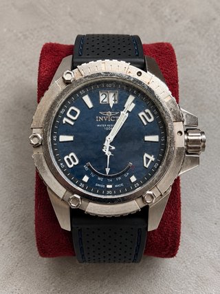 Invicta Reserve esfera azul – Swiss Made