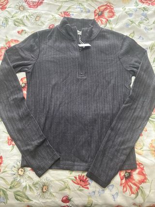 Jersey gris de canalé con cremallera Mango