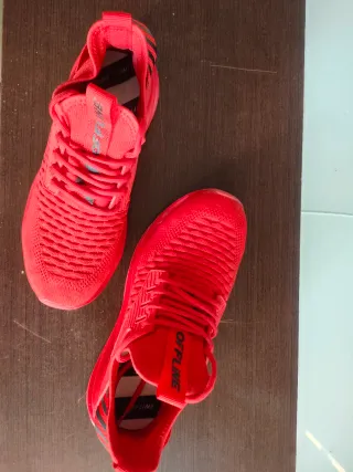 Zapatilla deportiva TENTH roja