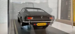 Aston Martin Vantage V8 James Bond 1/24