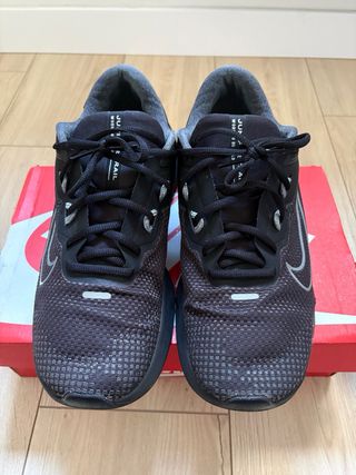 2x1 Zapatillas Nike juniper goretex y Adidas 44.5