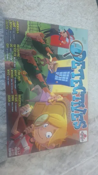 Juego de mesa Detectives Borras