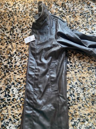 Trench Mango Polipiel Marrón Talla M