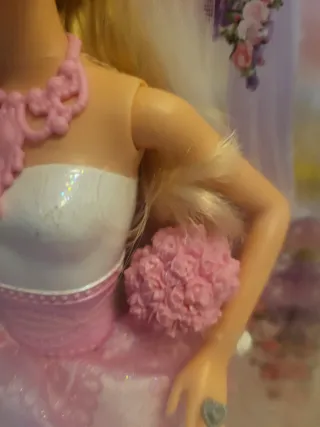 Barbie Sposa con Bouquet Mattel