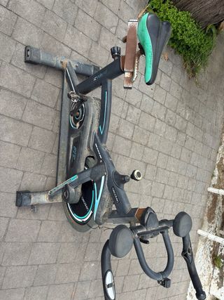 Bicicleta de Spinning. Marca Cecotec.