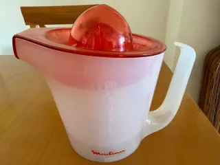 Spremiagrumi manuale Moulinex Rosa e Rosso