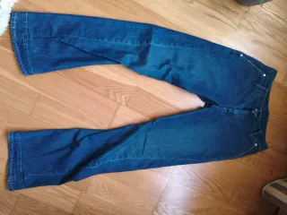Vaqueros Levi's Azules