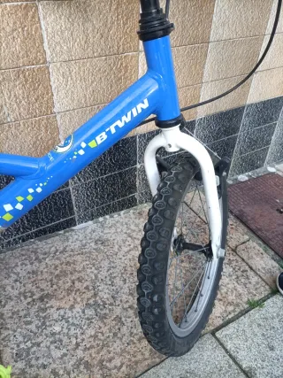 Bicicleta infantil azul 2-3 años