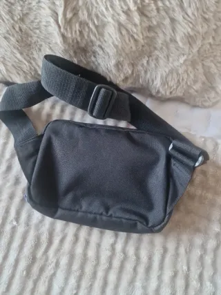 Riñonera Adidas Real Madrid Negra y Azul