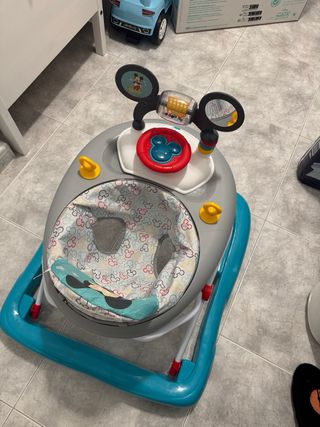 Andador bebé Mickey Mouse