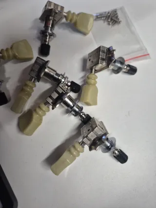 Clavijeros Schaller Vintage Bloqueo 3L 3R