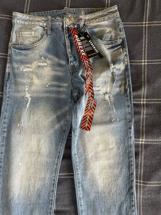 Jeans uomo blu strappati (Prezzo trattabile)