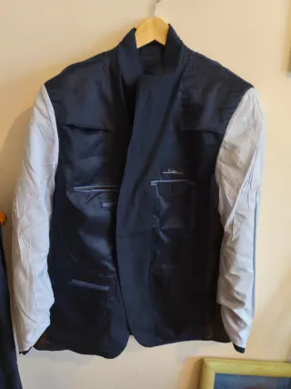 Traje azul Dustin T.58