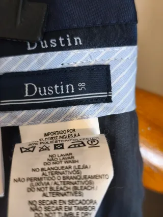 Traje azul Dustin T.58