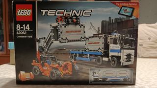 Lego Technic 42062 Container Yard