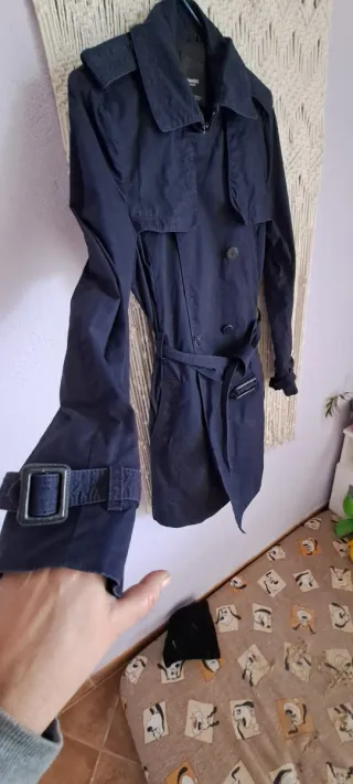 Gabardina azul Mango