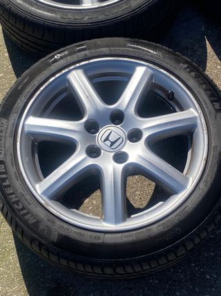 Llantas 17 Honda civic accord
