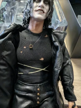 Hot Toys Eric Draven The Crow 1/6
