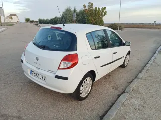 Renault Clio 2006